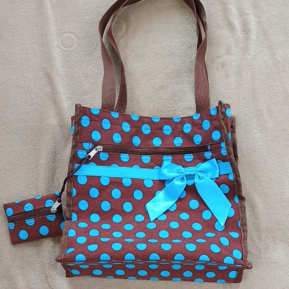 Square Zippered Polka Dot Tote